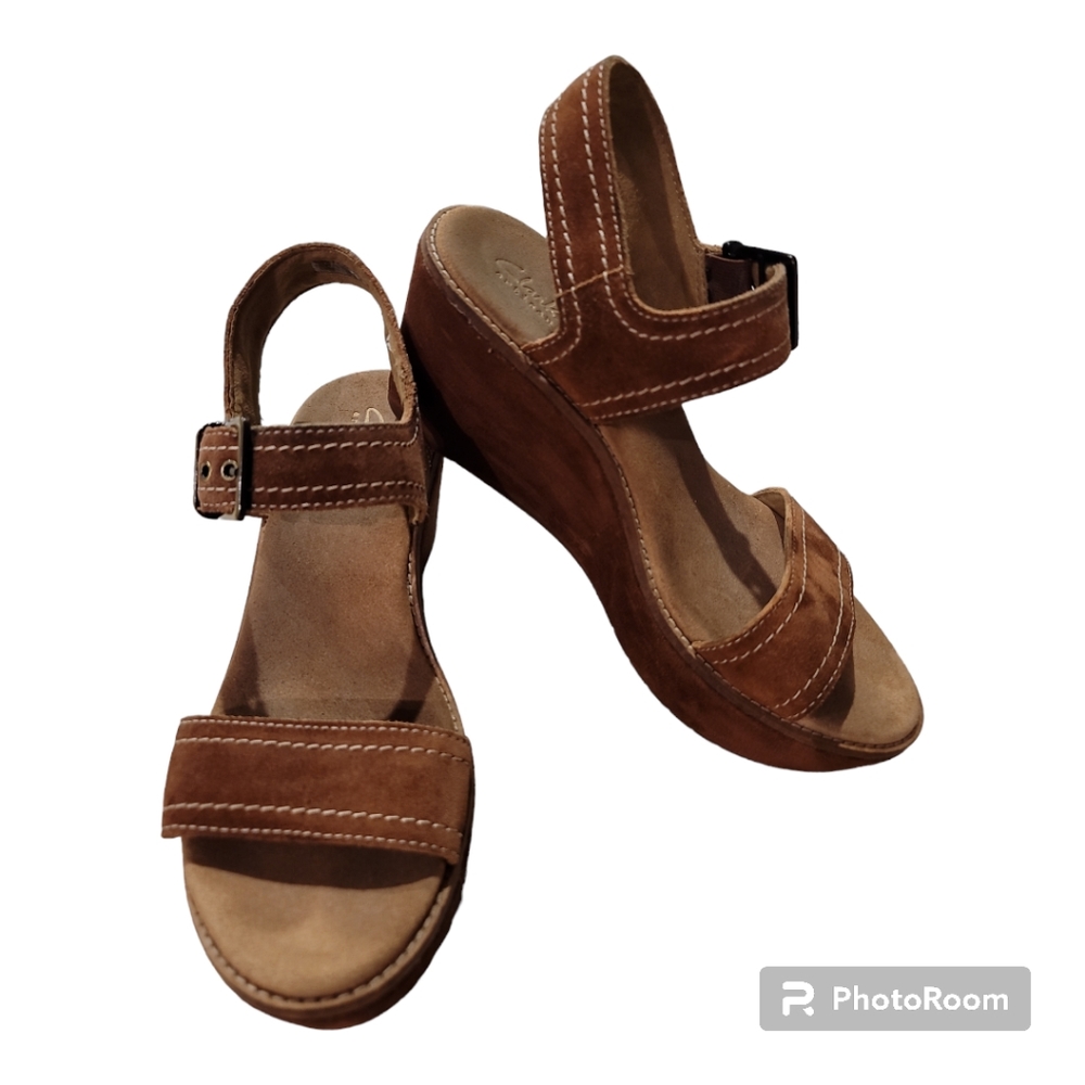 Clarks Ainsley Orchid 8.5M suede platform wedge adjustable ankle strap